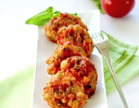 Greek Recipe – Ntomatokeftedes